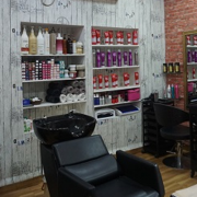 Makme Hair Salon