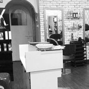 Makme Hair Salon