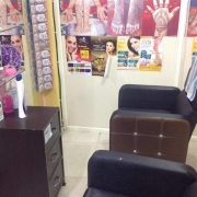 Pari Beauty Parlour & Cosmetic